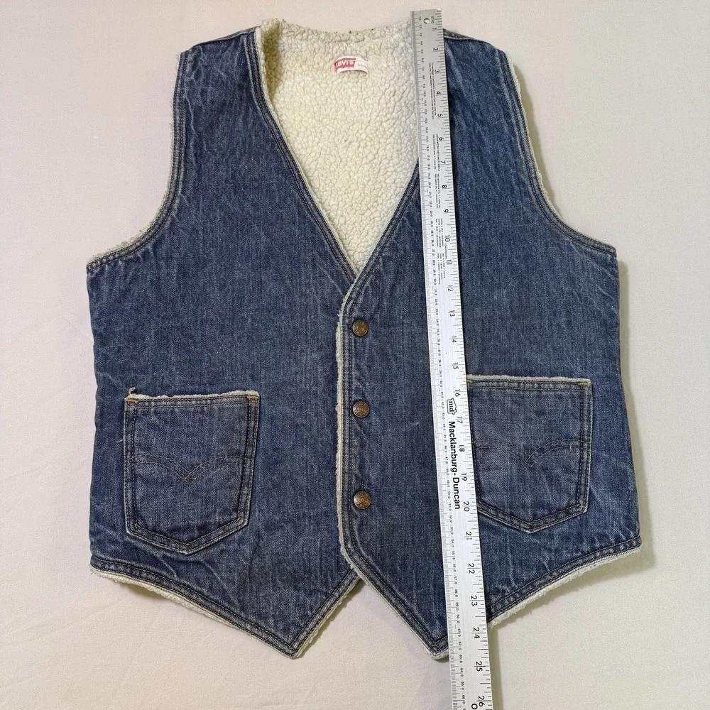 Vintage Levis Sherpa Lined Trucker Vest Jacket Mens Medium Denim USA Orange Tab‎